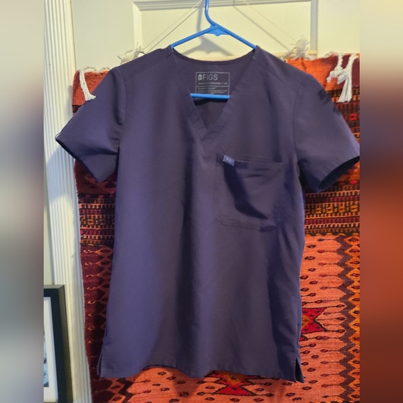 FIGS Purple Shadow Catarina Top - Picture 2 of 3